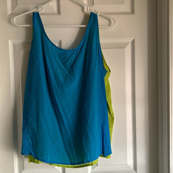 Silk blouse and camisole set - Picture 8 of 8